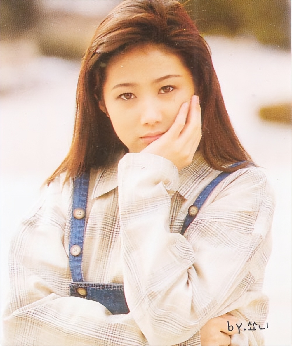 “大长今”李英爱：38岁嫁大丈夫，40岁生龙凤胎，事业家庭双丰收