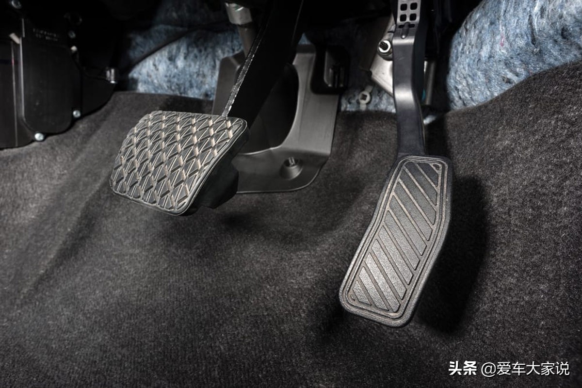 两个方法，帮你快速养成肌肉记忆，不再把油门当刹车