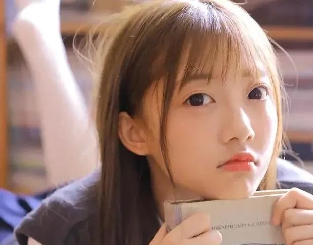女生生日送什么礼物好呢（女生生日礼物应该送什么比较好）
