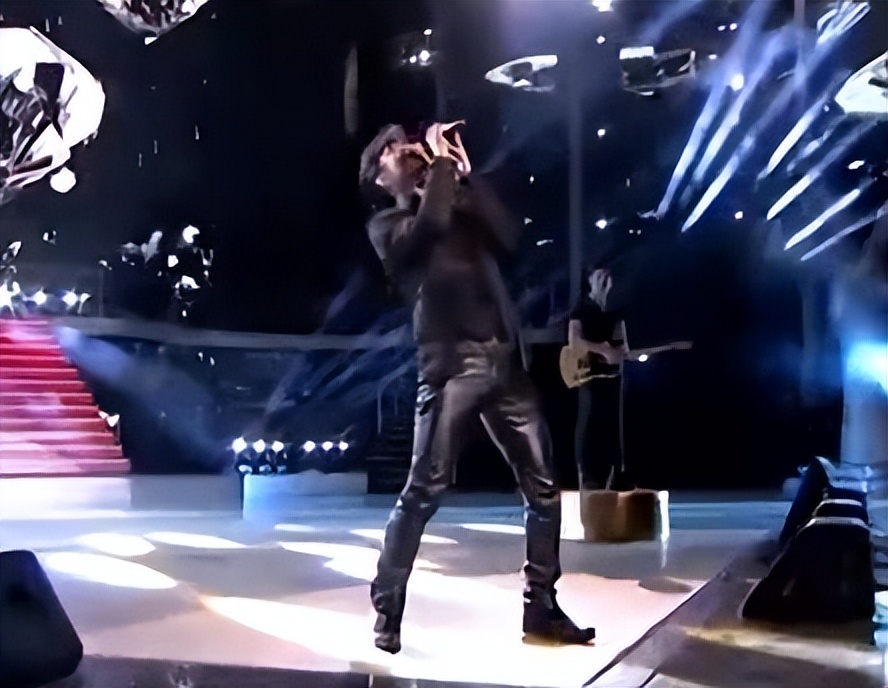 张牙舞爪、面目狰狞，这些歌手“咆哮”起来，连马景涛也得靠边站