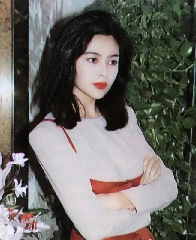 看了这几位女港星，才知道什么叫真正的“一眼万年”