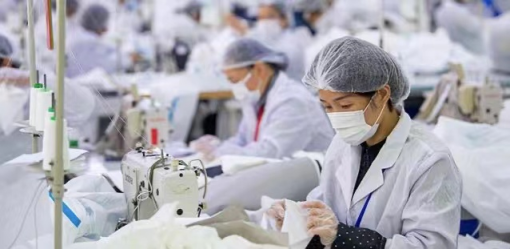国民羽绒品牌波司登：从小作坊到羽绒第一股，真能取代加拿大鹅吗