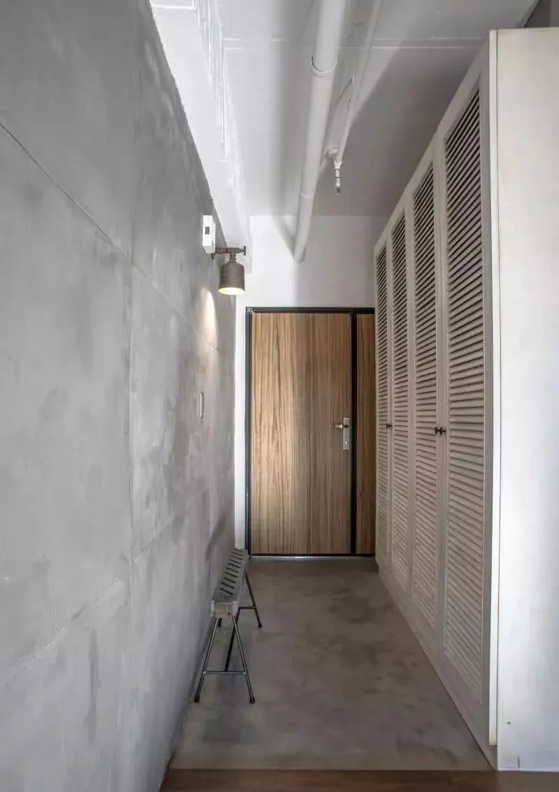 115㎡的精致“毛坯房”，粗犷、神秘、个性十足