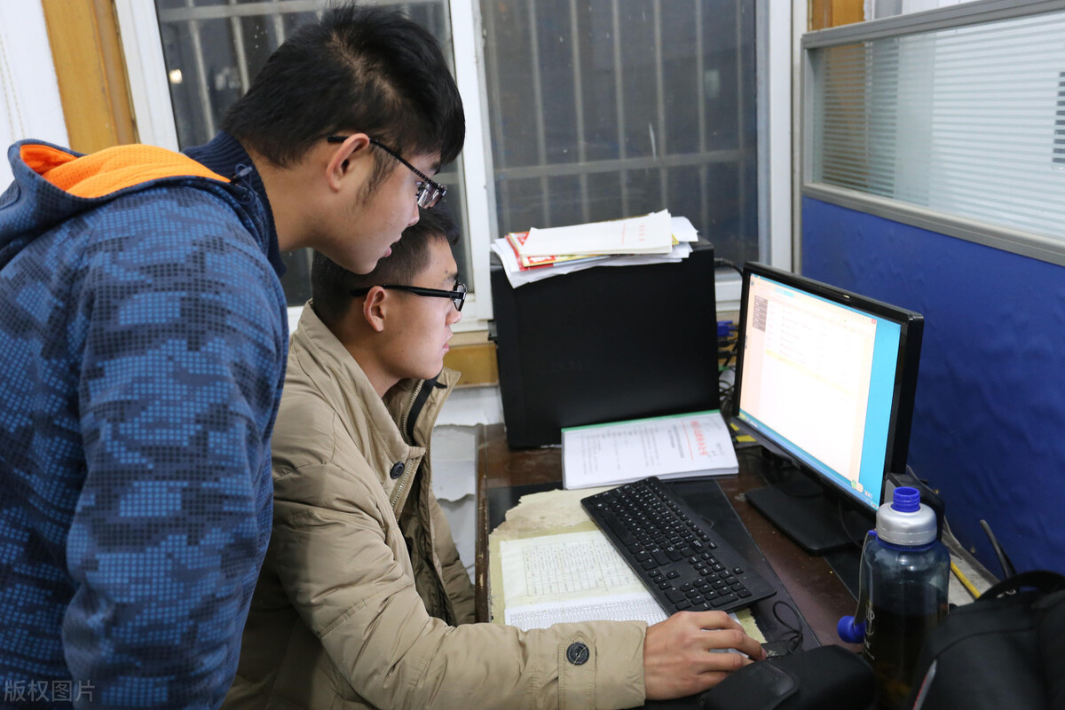 ������Ա����&ldquo;����&rdquo;����λҪ�󲻸ߣ�����2����ʵ����