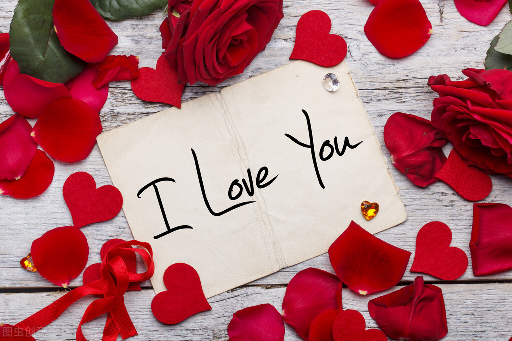 心里住着一个你，只能想，不能见，相思满腹只为你，我爱你