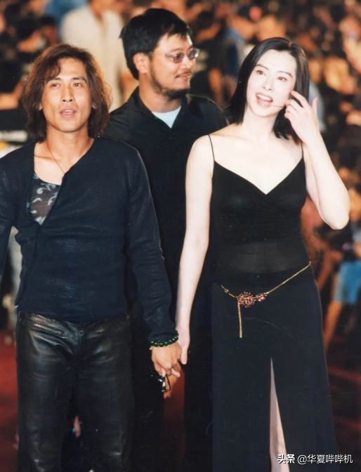 看到王祖贤如今的样子，齐秦心里会痛吗？