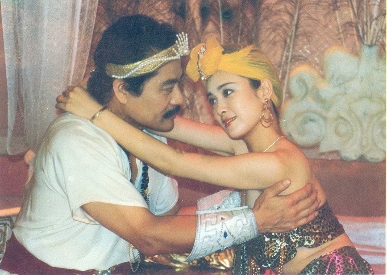 “最美妲己”傅艺伟的坠落史，人生没有后悔药