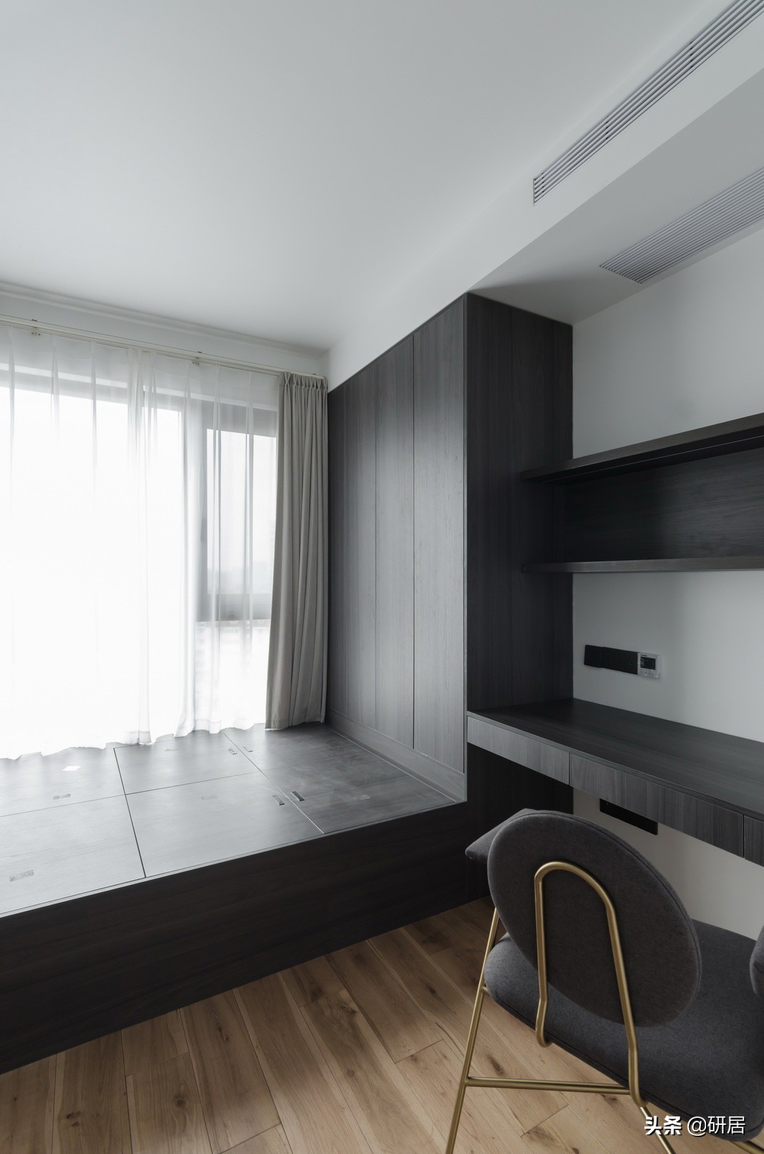 这对夫妻很理性，把家装成了简约风，没想到越是简单的装修越舒服