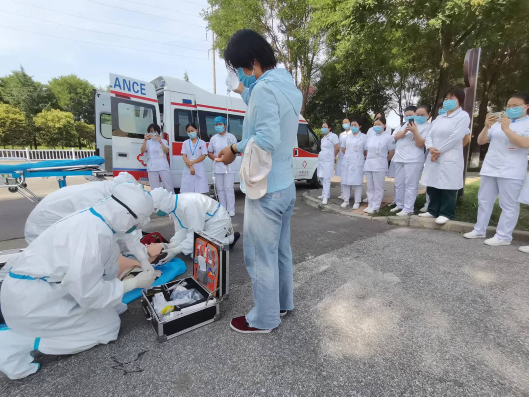 渭南市中心医院组织多发伤患者救治应急演练