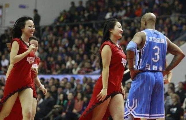 nba为什么中国人少(为什么感觉NBA，在中国的关注度下降了，都关注咱们国家的CBA了)