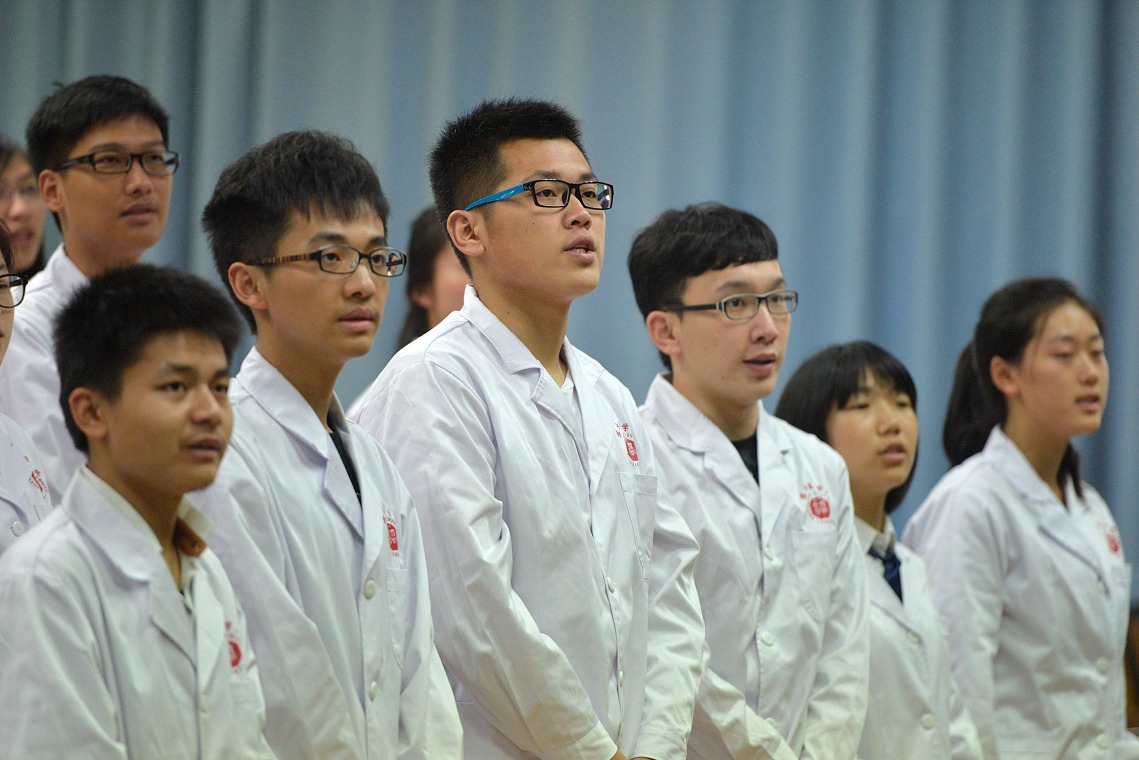 新高考模式下，想要学医，如何选择科目？推荐这几个黄金组合