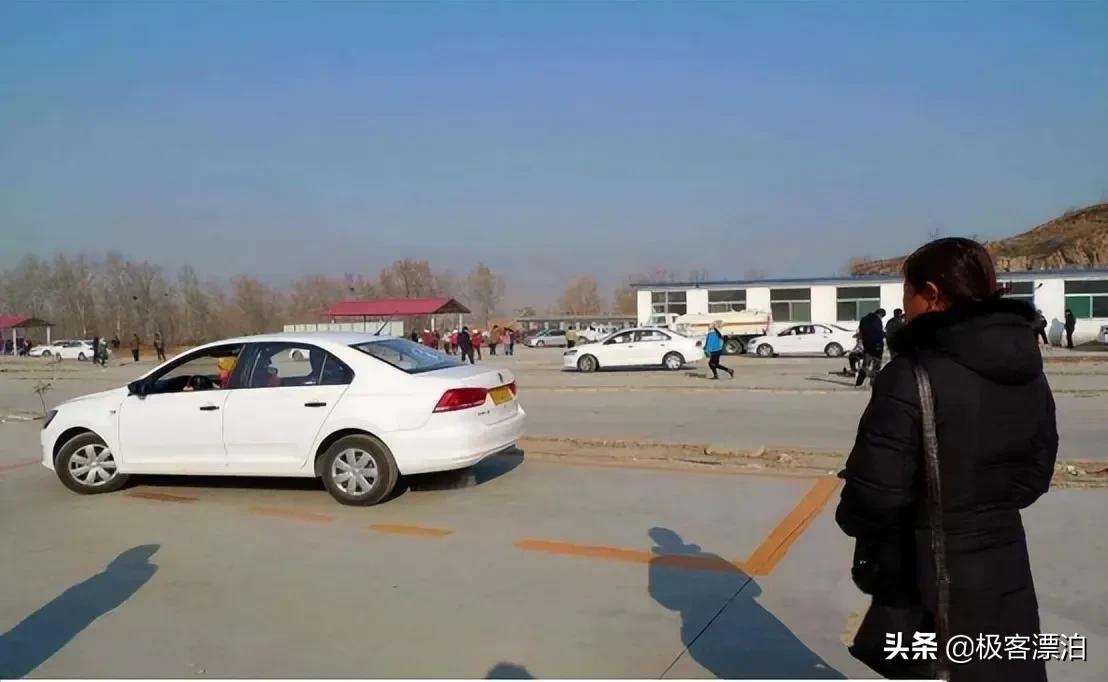 C1駕駛證“新規(guī)”？或?qū)⒂瓉怼?取消、1增加”制度，車主互相轉(zhuǎn)告