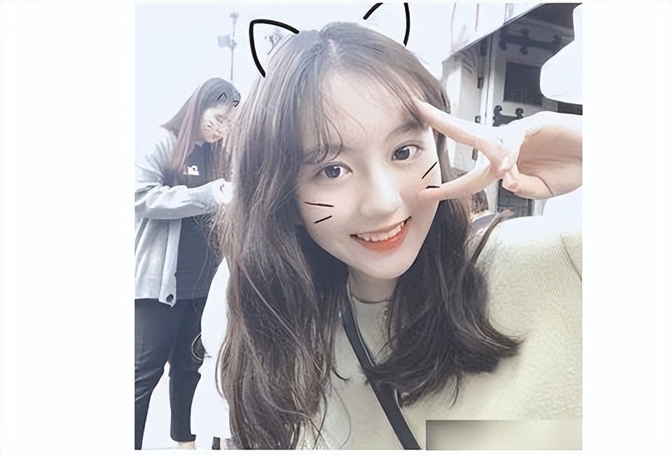 徐贤惨失《建筑学概论》，秀智凭此片一夜爆火，成四大神颜之一