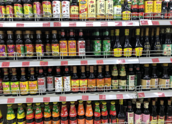 同样是酱油，生抽、老抽、一品鲜、味极鲜，差别却很大？涨知识了