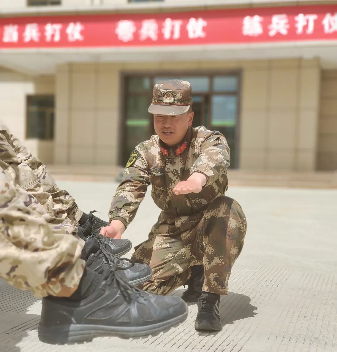 侯<a href=http://www.cngansu.cn/news/ target=_blank class=infotextkey></a>ܶ±һӣ±ഺ