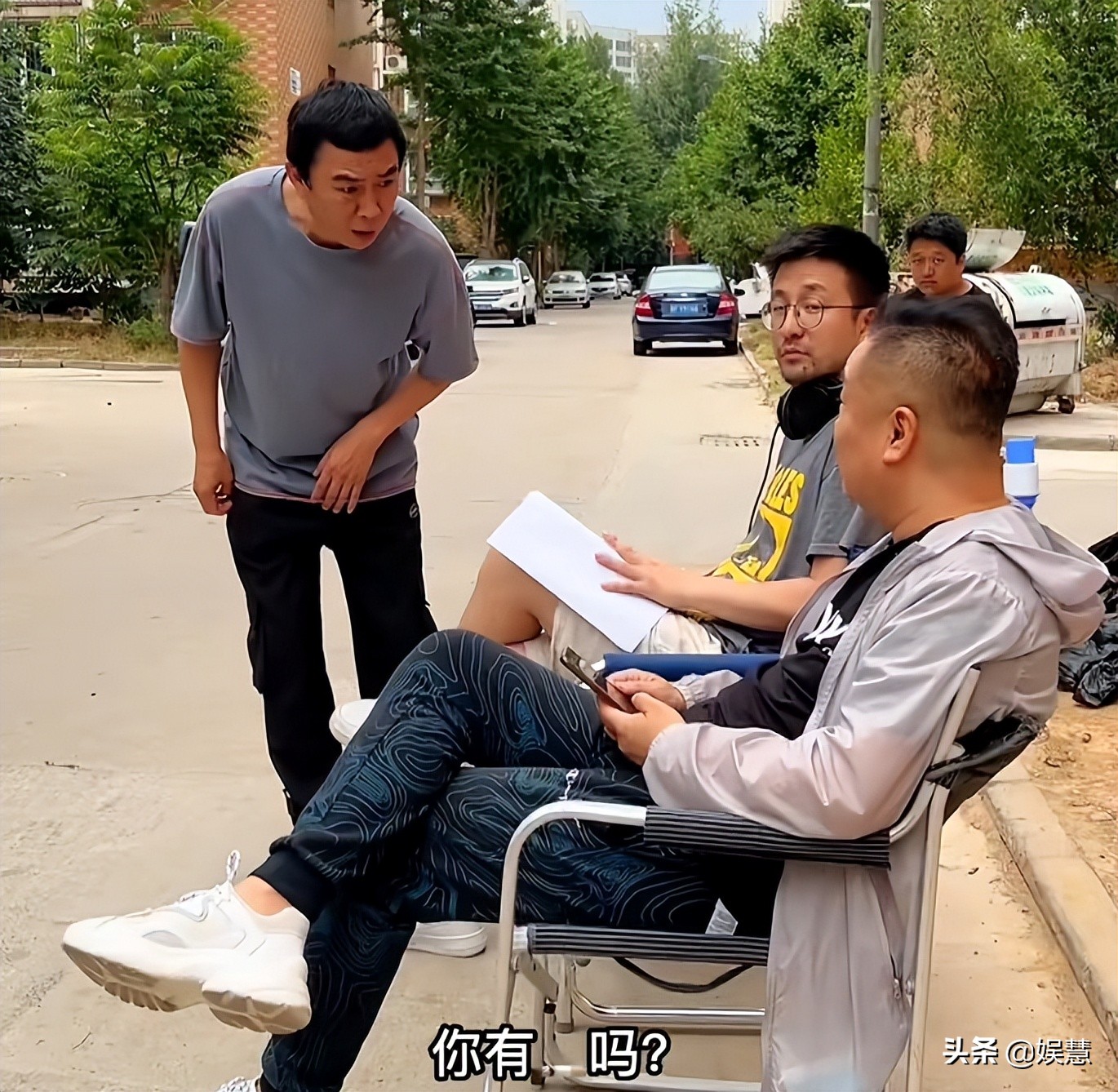 “跃平一根烟，华强底朝天”，《征服》的梗白红标算是玩明白了