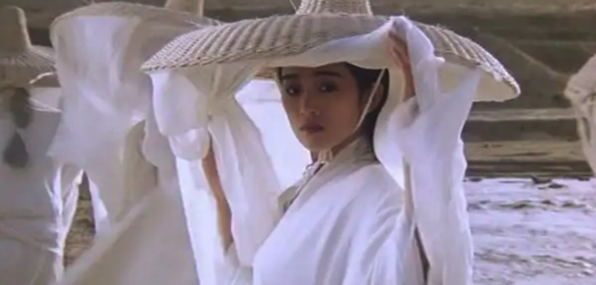 “呲牙咧嘴”别演回眸笑！有人回头一眼万年，有人我想给她按回去