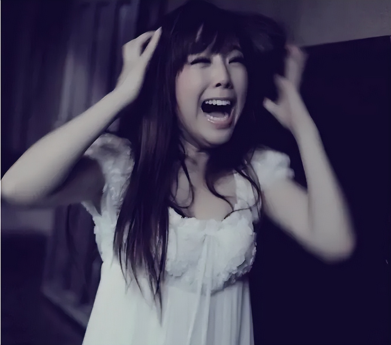 北景甜南奕欢：一个资源拿到手软，一个沉沦网大，今差距一目了然