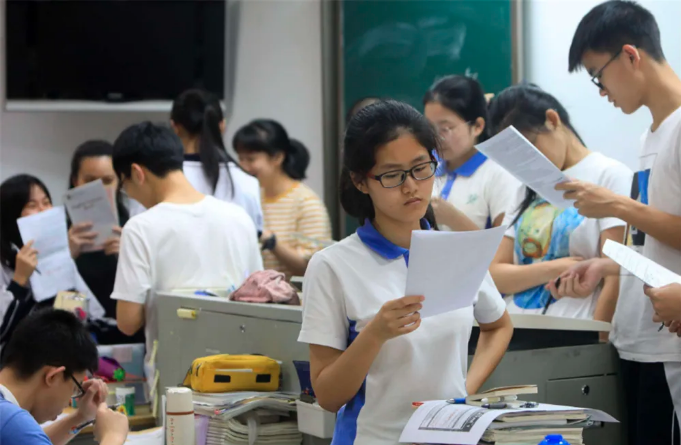 2022年高考预估人数出炉，河南稳居榜首，东三省不升反降令人意外