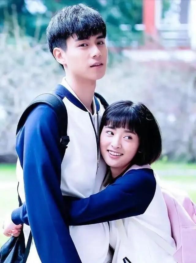 身高超过185的12位男星，个个“鹤立鸡群”，不用偷偷塞内增高