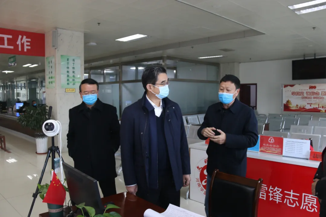 谷昌豪督导检查我市部分重点场所疫情防控工作