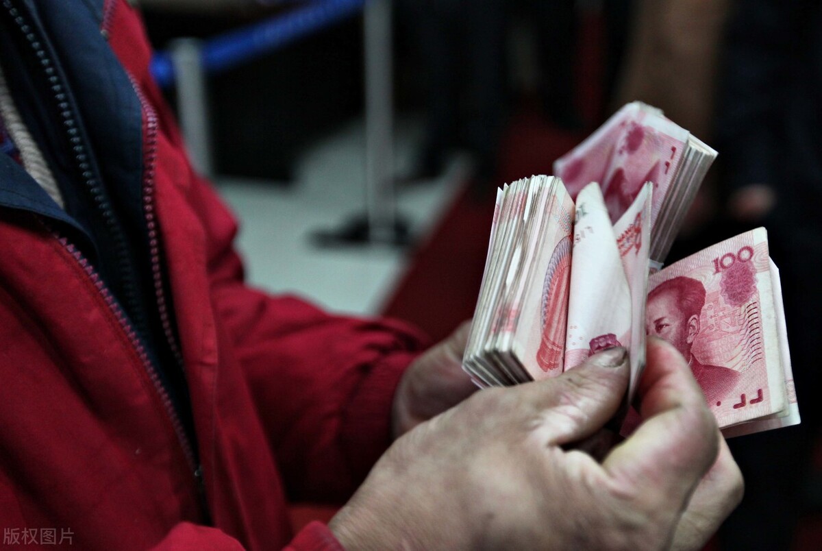 拖欠货款多少可以立案(老板拖欠我工资3000元) - 青木春