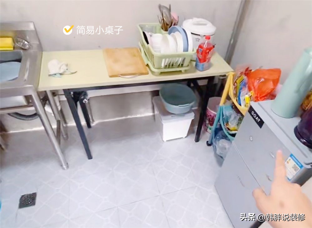 95后小夫妻，为了省钱直接住毛坯房，“家徒四壁”反而更温馨舒适