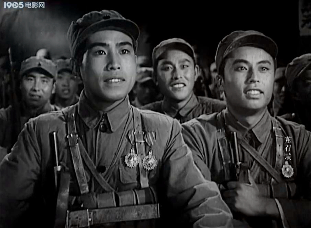 《哥俩好》中饰演过大虎二虎,《林海雪原》中饰演过高波,《战上海》中