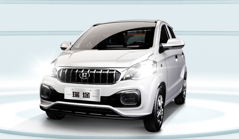 虽然完全符合标准,是一辆不折不扣的微型电动车,但它采用的是修长车身