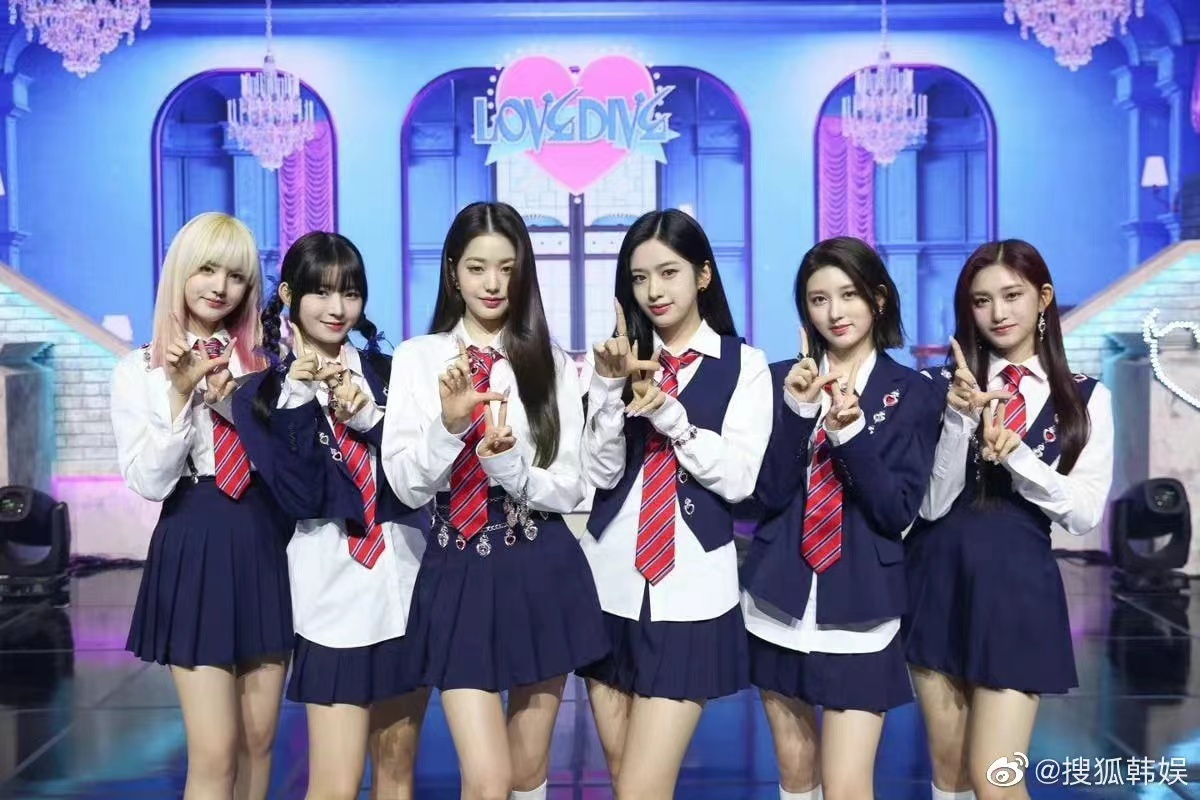 橘子晚报/大本洛佩兹结婚，邓紫棋改微博名字