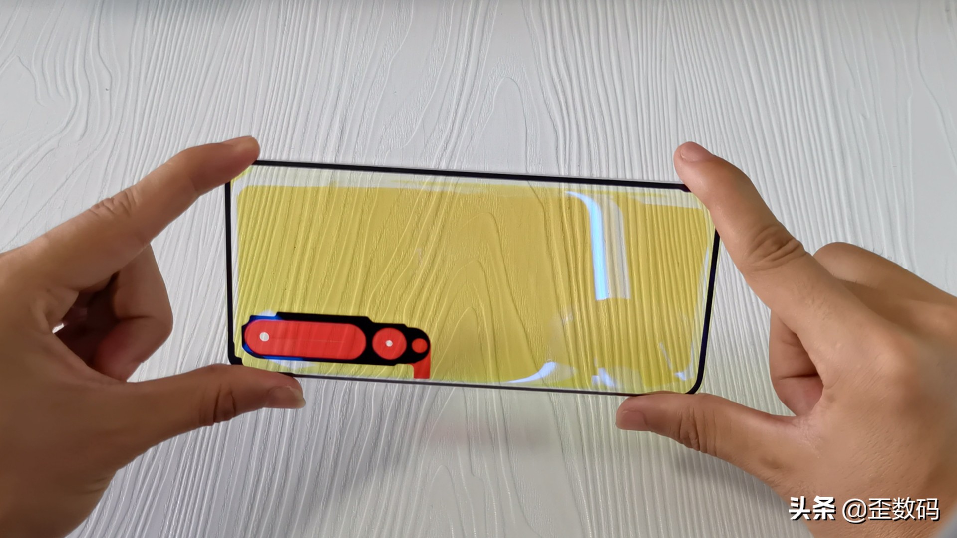 花28元将小米10改成透明背板，效果真绝了