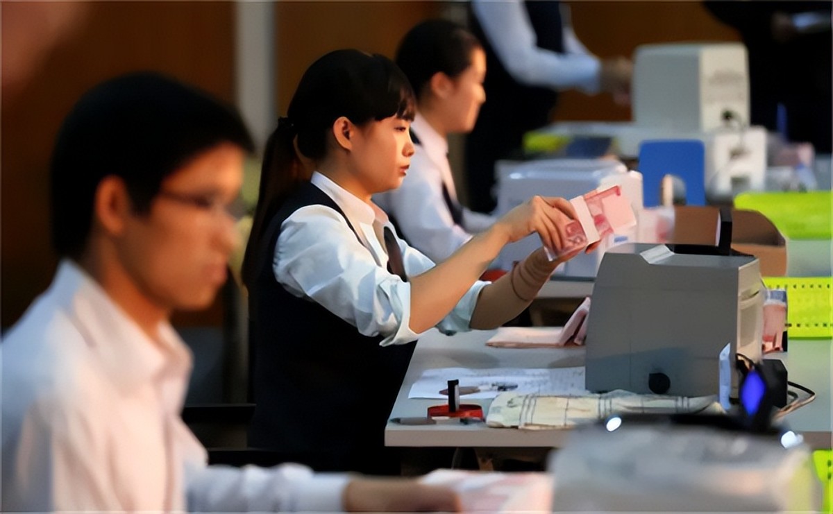 汶川地震后，8万遇难同胞的银行存款和贷款，该如何处置？