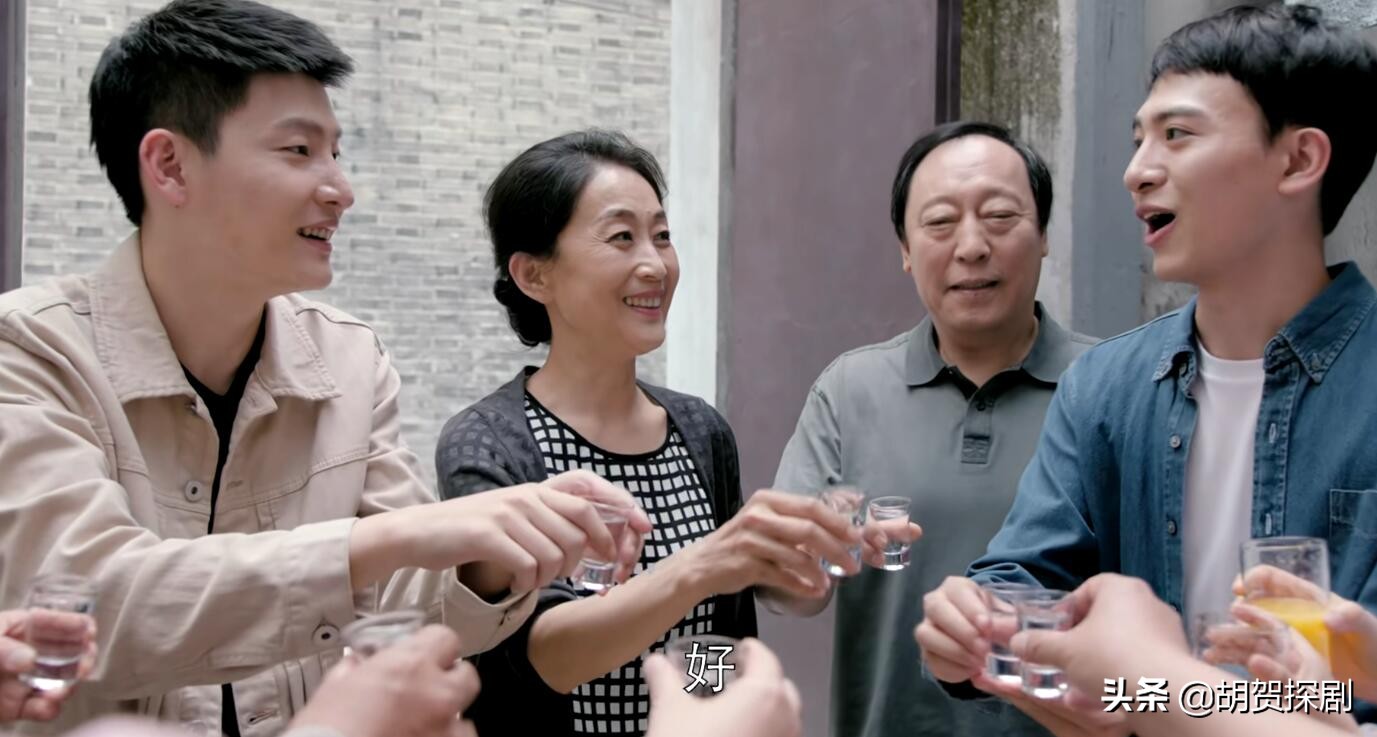 重温《都挺好》：才懂明玉舅舅要账，是揭开赵美兰最后一块遮羞布