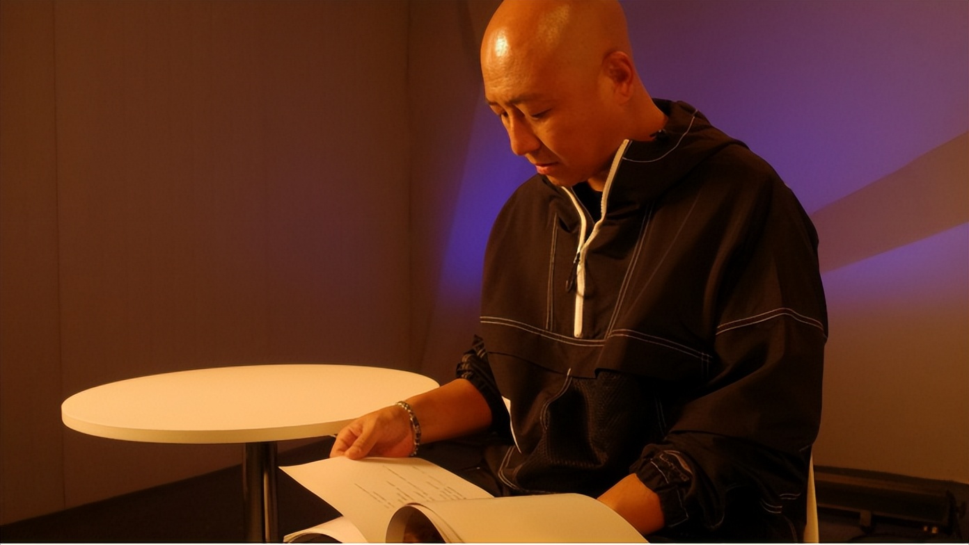 ​吴京发小的“彪悍”人生：摇滚演戏全都在行，虽然出名但很低调