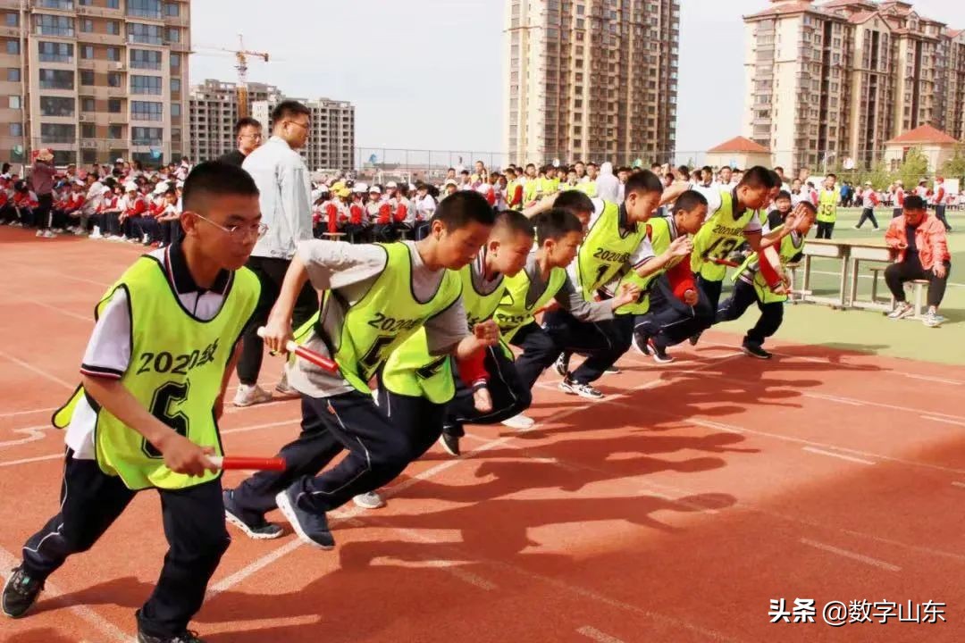 萊西市濟(jì)南路中學(xué)“三讓”系列活動(dòng)(圖16) 萊西市濟(jì)南路中學(xué)“三讓”系列活動(dòng)(圖16)