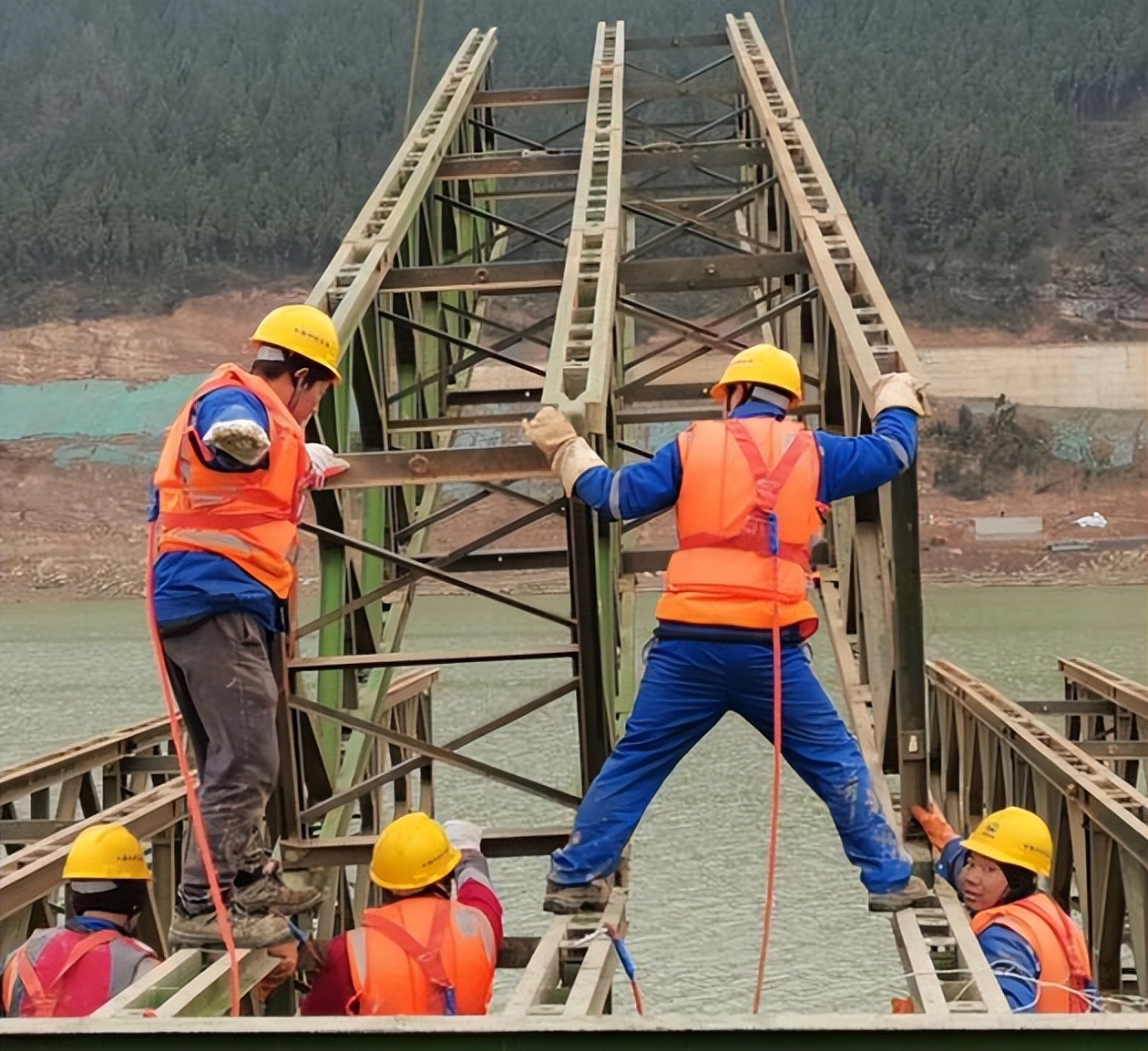 四川这条高速在2020年就说开工，至今仍处于准备中，不过开工在即