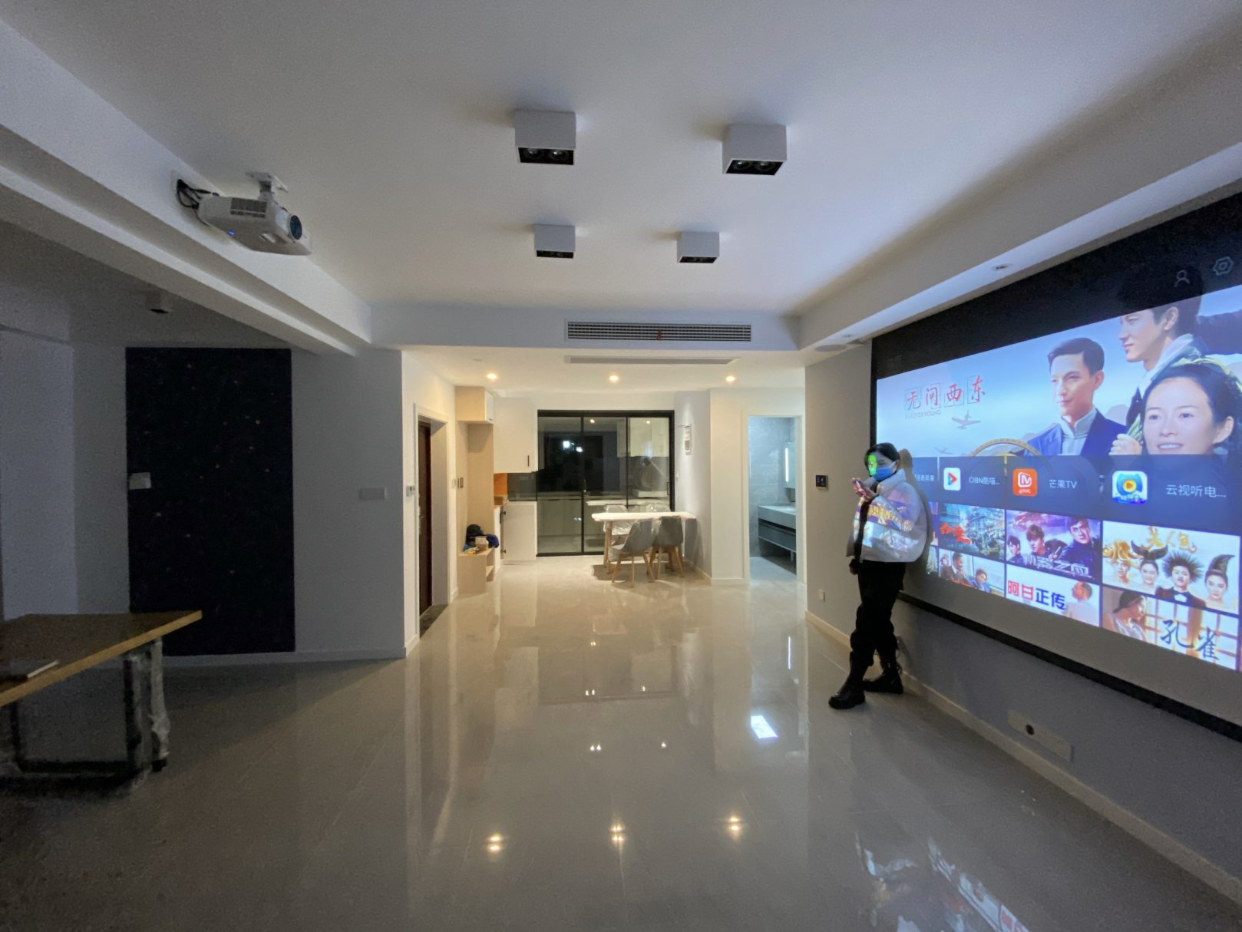 客厅书房一体化，大空间串联双阳台，一处酝酿诗意一处盛放生活