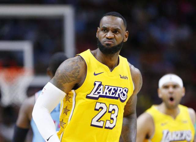 奥尼尔nba为什么只有4个人(奥尼尔：NBA只有4个人真正影响了全世界，我还不够资格)