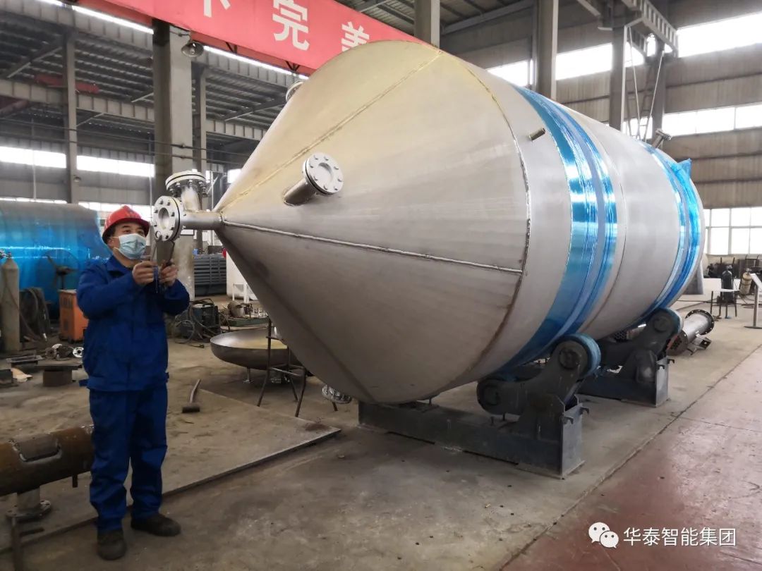 安阳市工信局副局长李立军到华泰智能装备集团参观调研