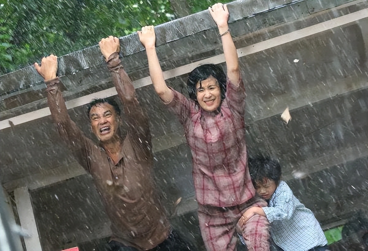 感动人心的《岁月神偷》，是最能反映港人精神的电影