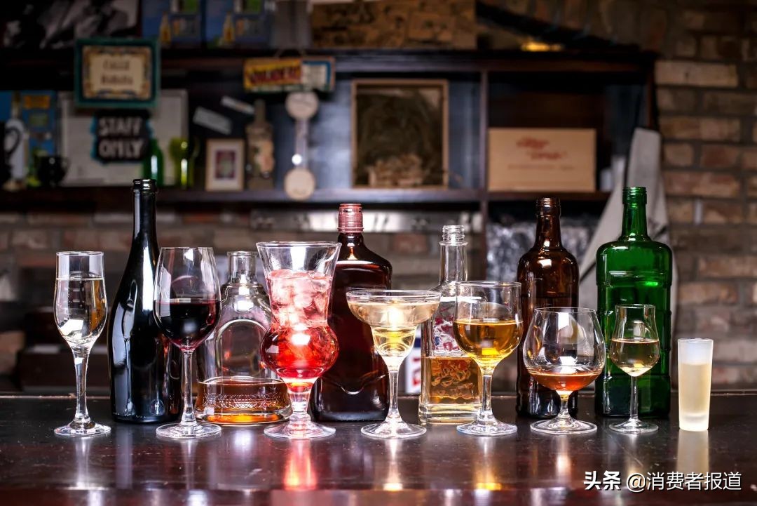 中国人喝酒图鉴：为白酒花钱最多，啤酒是隐藏的王者，中产爱威士忌