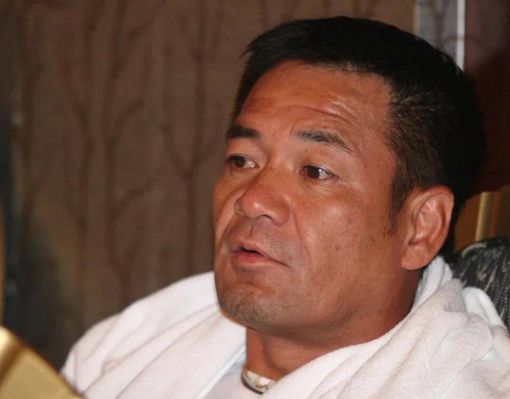 演员尤勇智：娶大学教授为妻，相伴21年无绯闻