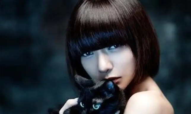 春晓：凭《奋斗》走红，和彭坦闪婚，结婚13年零绯闻