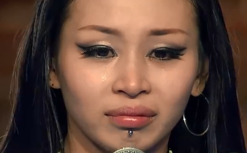 有一种“暖”叫善良，黄晓明救人，岳云鹏挡酒，个个细节见人品