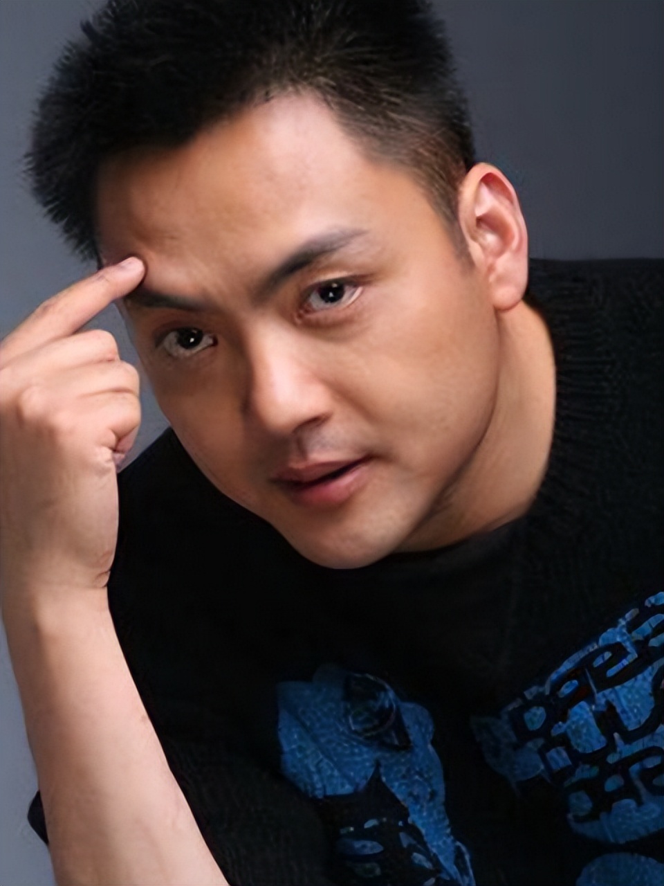 “萧剑”朱宏嘉近况，《亲爱的小孩》演技精湛，变化大到认不出来