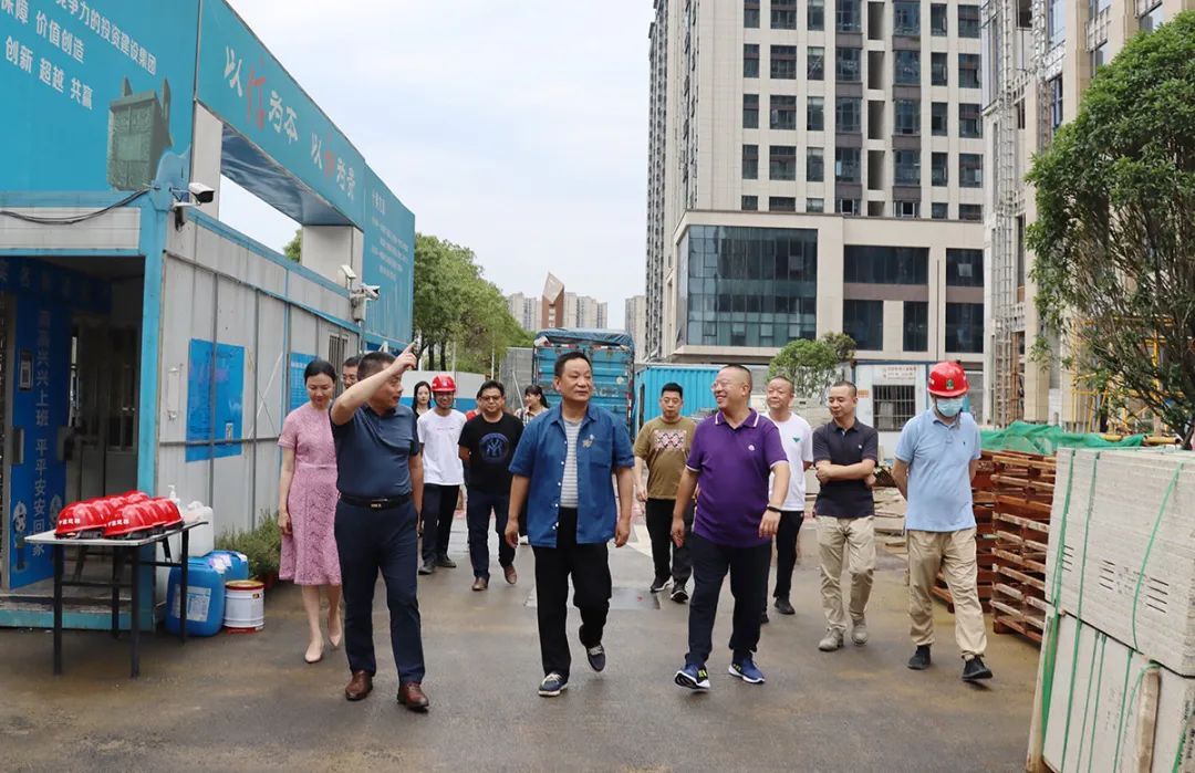 湖南省政协社会和法制委员会副主任钟钢一行莅临绿之韵