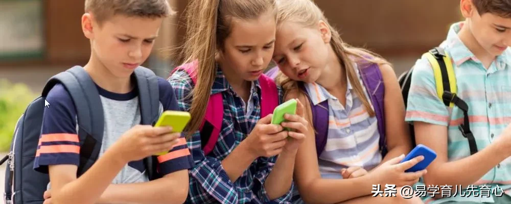 看手机和ipad对孩子的危害(经常使用手机、IPAD等电子产品对孩子有何影响呢？有)