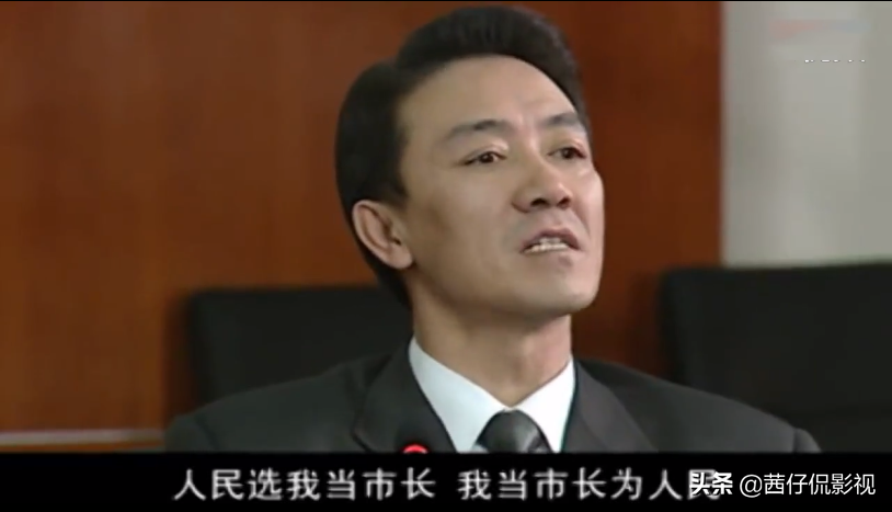 盘点10部反腐佳作，最高豆瓣9.1分，《人民的名义》都拍得保守了