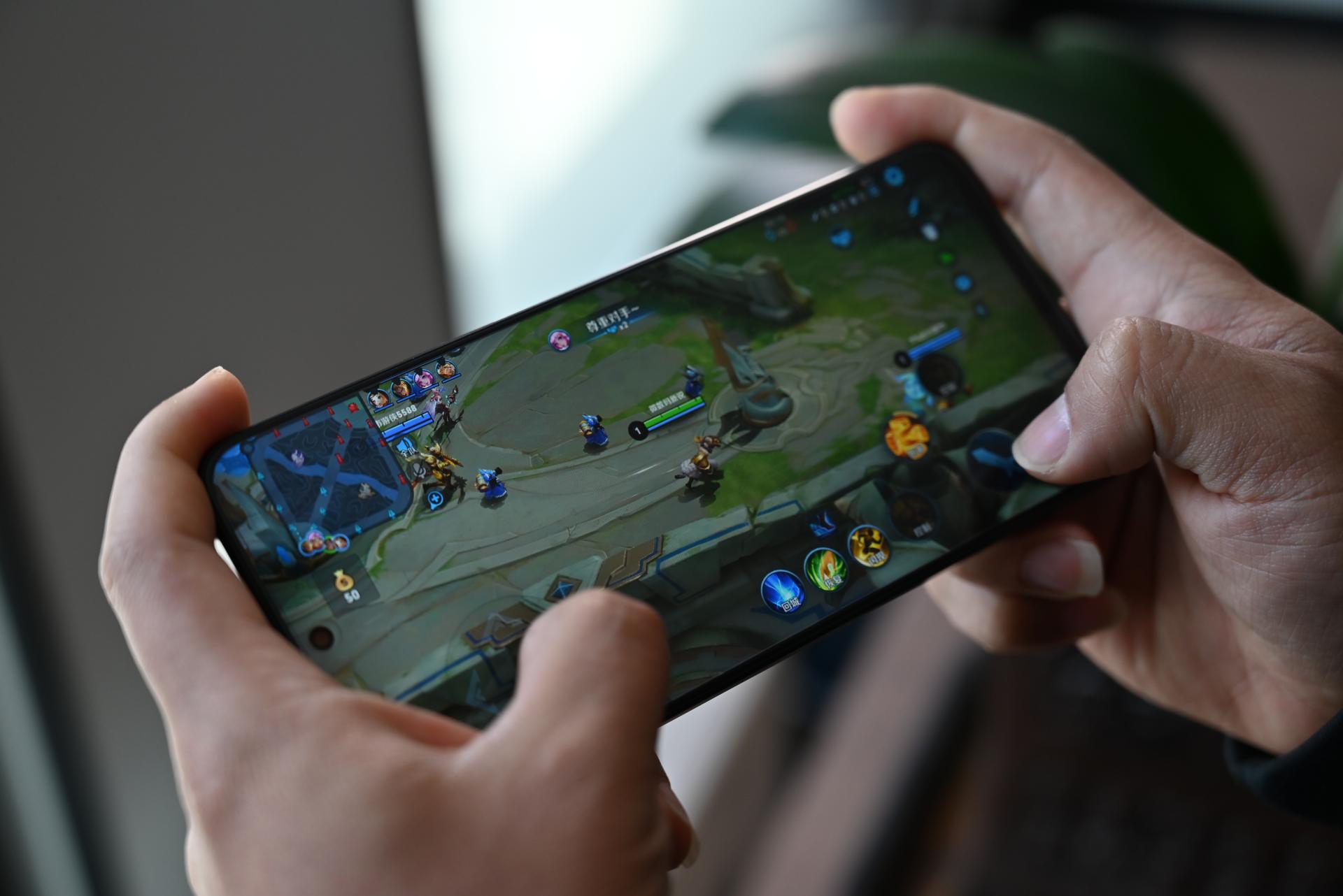 荣耀Play6T Pro上手测评：一款解决内存焦虑&续航烦恼的千元5G手机