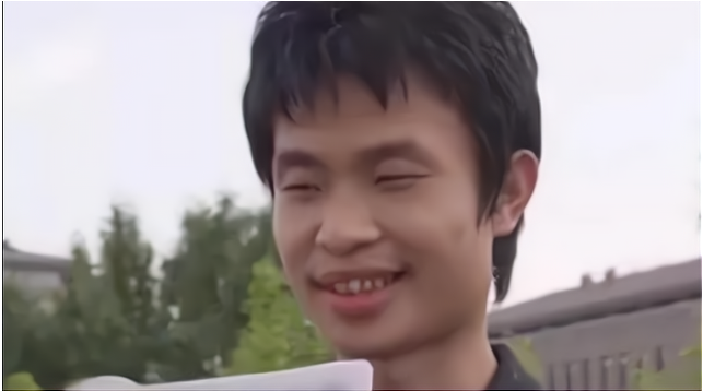 北大韦东奕坦言，自己讲得不太好中期还有退课的，还谦虚总结原因